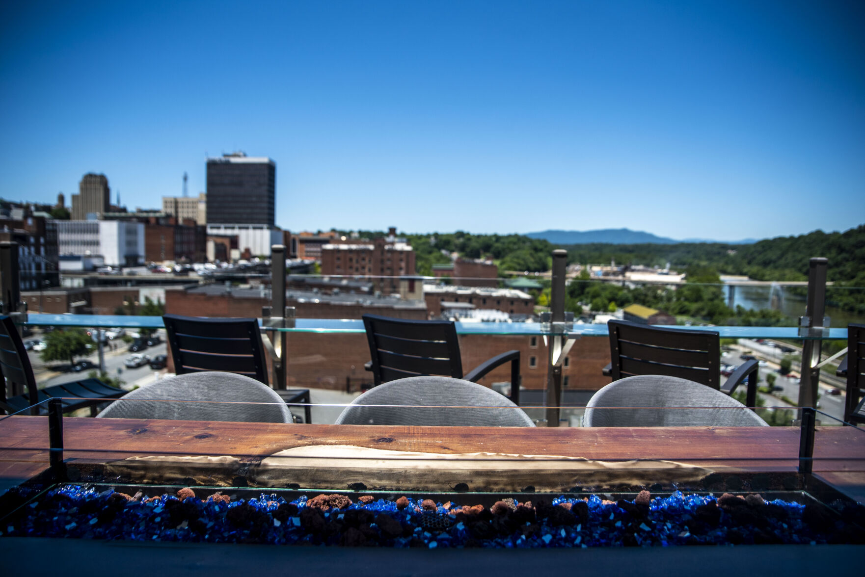 No. 7 Rooftop Bar